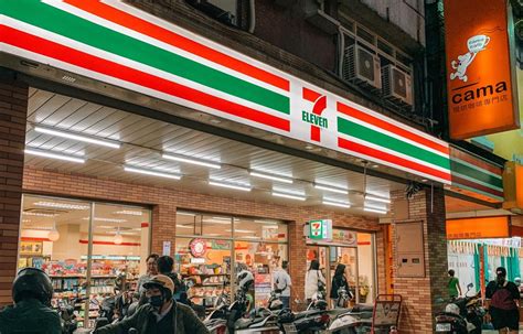  7-Eleven. 7-Eleven, Inc. [2] is a convenience store chain, headquartered in Irving, Texas and owned by Japanese company Seven & I Holdings through Seven-Eleven Japan Co., Ltd. [3] The chain was founded in 1927 as an ice house storefront in Dallas. It was named Tote'm Stores between 1928 and 1946. 